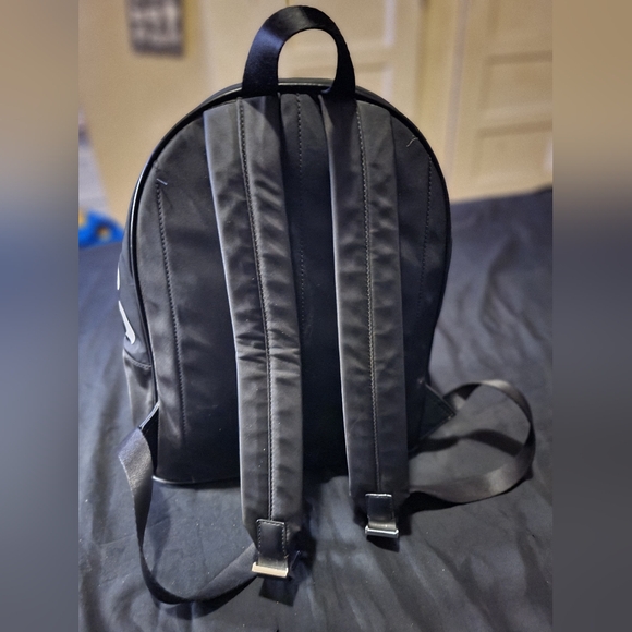 MICHAEL KORS BLACK AND WHITE BACKPACK - Picture 11 of 12